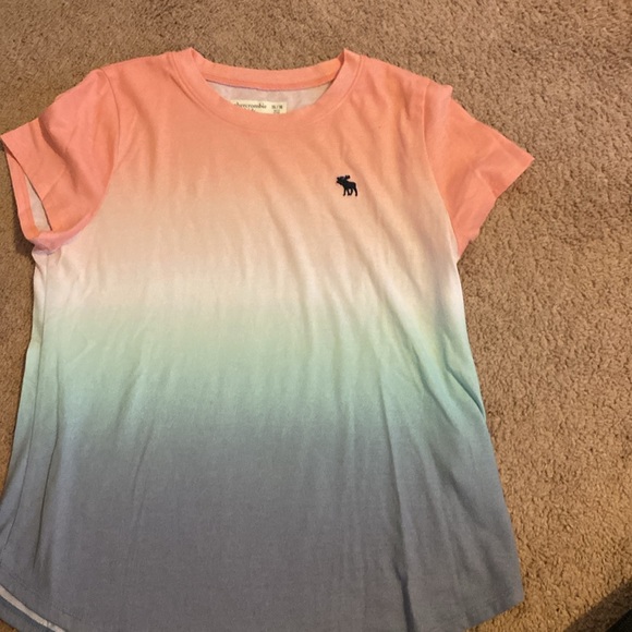 2 short sleeve and 2 long sleeve shirts. All 15/16 except the white. - Picture 6 of 7